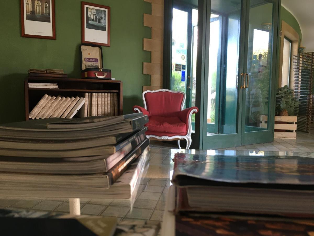 Valle Di Mare Country Resort Fontane Bianche Buitenkant foto