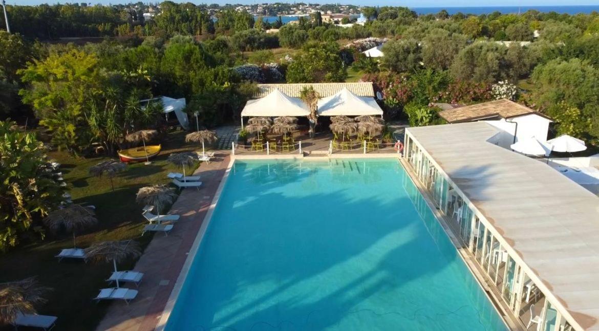 Valle Di Mare Country Resort Fontane Bianche Buitenkant foto