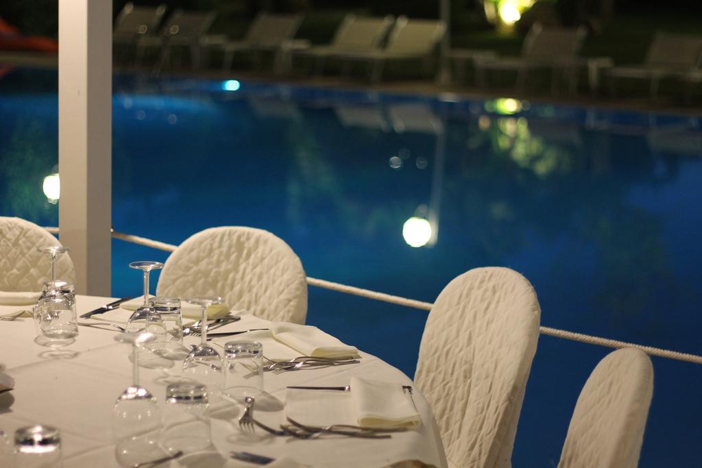 Valle Di Mare Country Resort Fontane Bianche Buitenkant foto